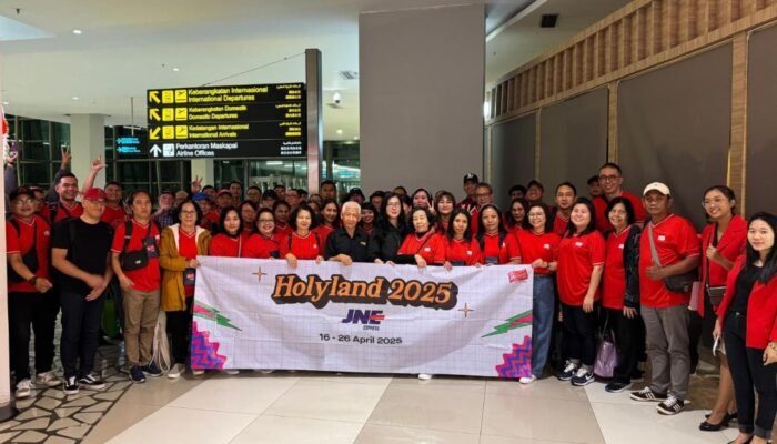 JNE Berangkatkan Ksatria dan Srikandi ke Holyland untuk Perjalanan Rohani