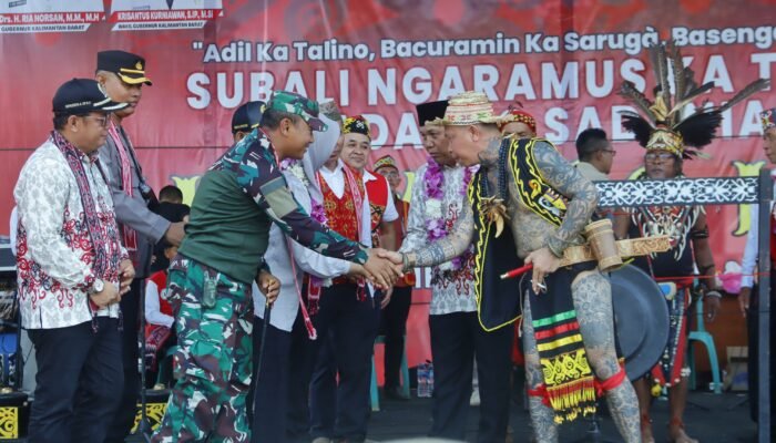 Dandim Mempawah Hadiri Perayaan Budaya Naik Dango