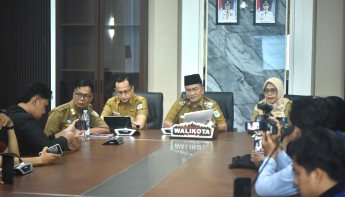 Wali Kota Jambi Bangga Tingginya Partisipasi Warga pada Pilkate Serentak