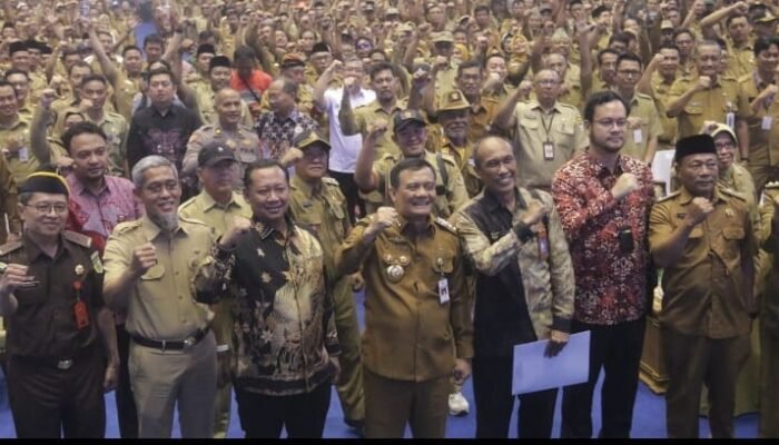 Gubernur Jateng akan Berikan Perlindungan Hukum bagi Kades