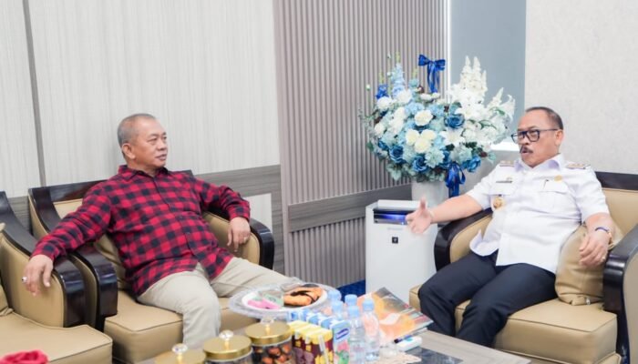 Pertemuan SDK dan AIM: Dua Tokoh Sulbar Berbagi Kesibukan dan Memberikan Dukungan