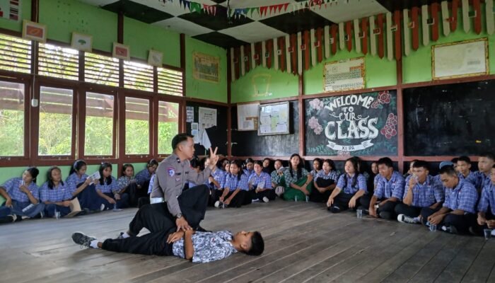 Cegah Laka Lantas Kalangan Pelajar, Satlantas Polres Kapuas Hulu Berikan Imbauan ini
