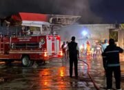 SPBU Simpang Kawat Jambi Terbakar Hebat, Satu Mobil Hangus