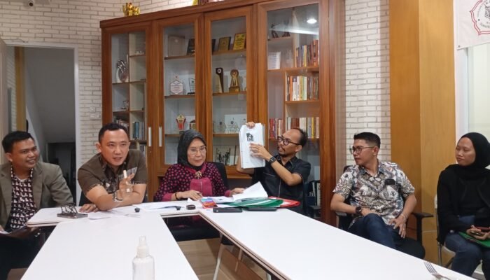 Memanasnya Kisruh Rumah Tangga Owner Travel Holiday Angkasa Wisata