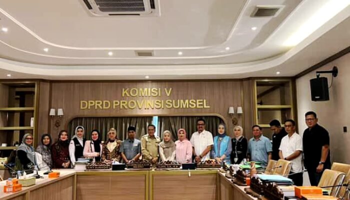 Komisi V DPRD Provinsi Sumsel Akan Fasilitasi Pertemuan Ibu dan Anak Owner Travel Holiday Angkasa Wisata