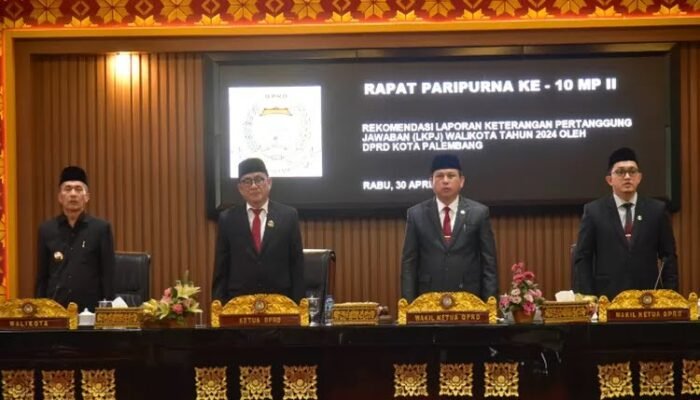 Hadiri Rapat Paripurna, Wali Kota Palembang Siap Tindaklanjuti dan Kawal Subtansi Penting yang Disampaikan