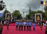 Bupati Gatut Sunu Wibowo Resmi Buka Pagelaran Tari Nusantara SMP Negeri 2 Tulungagung 