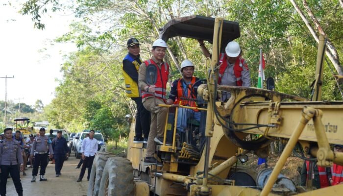 Peningkatan Ruas Jalan Simpang Sekubah – Jongkong Telan Anggaran 10 M