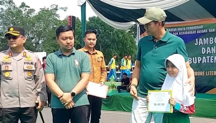 Bupati Batanghari Buka Jambore Literasi Numerasi di Aek Meliuk