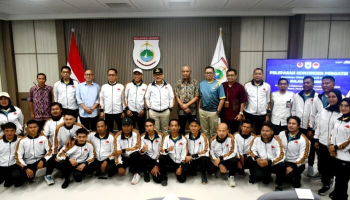 Gubernur Sulbar Lepas Kontingen Pergatsi Kejurnas Gateball 2025 di Bogor Jawa Barat