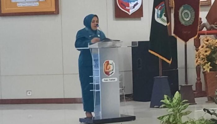 Ny Nurwidayati Samaun Dahlan : Perempuan Tidak Hanya di Dapur, Tapi Harus Bisa Andil di Pemerintahan