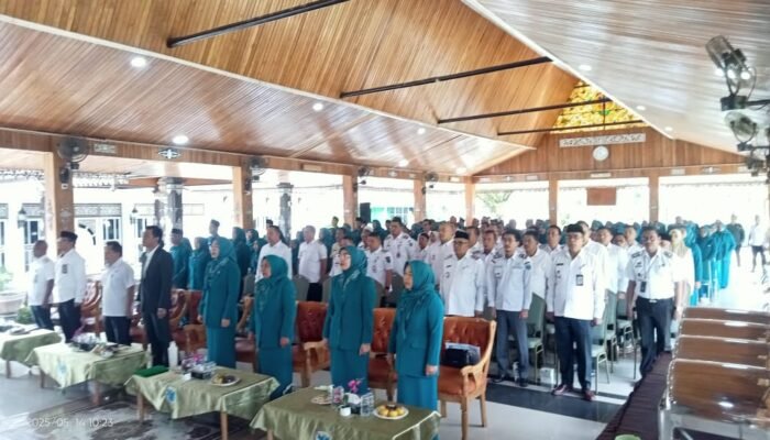 Bupati Batanghari Lantik Pengurus TP-PKK dan Posyandu Periode 2025-2030