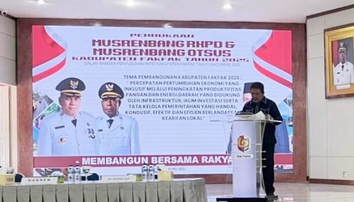 Buka Musrenbang RKPD dan Otsus 2025, Sekda Fakfak Harap Kerjasama Komponen Melalui Visi Fakfak Membara