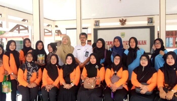 Gerakan Peduli Lingkungan: Dinas Sosial Pemalang Gelar Pelatihan Pengolahan Sampah untuk Pemberdayaan Perempuan