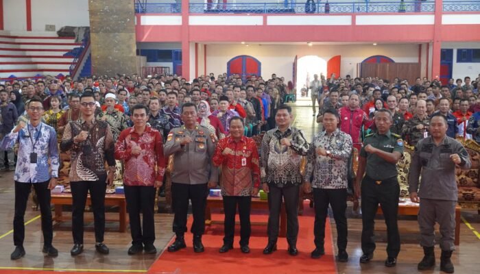 Sekda Kapuas Hulu Buka Rakor Pembentukan Koperasi Merah Putih