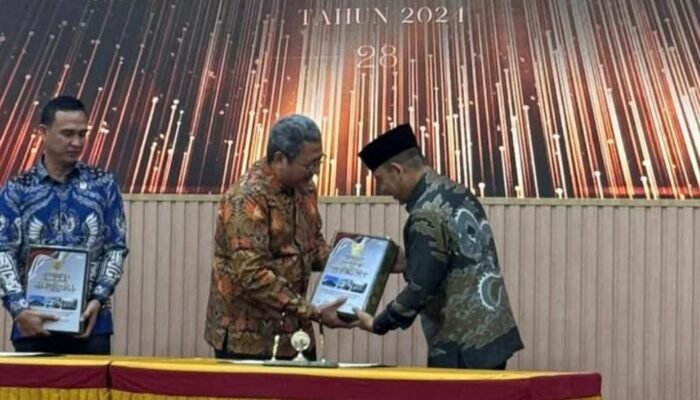Bukti Komitmen Transparansi Keuangan, Empat Lawang Terima LHP BPK 2024