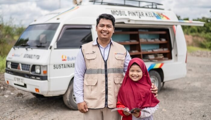 Beasiswa dari Bukit Asam Membawa Dian Terbang Menggapai Prestasi