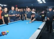 Gubernur Herman Deru dan Wagub Cik Ujang Ikuti Pertandingan Eksibisi Pada Pembukaan Relung Billiard Challenge 2025 Kapolda Sumsel Cup