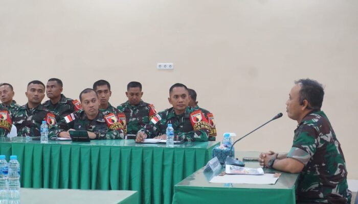 Danrem 121/Abw Beri Perintah Strategis untuk Satgas Pamtas RI-Malaysia di Badau Kapuas Hulu