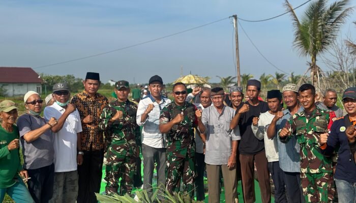 Warga Purun Kecil Mengundang Dandim Dalam Syukuran di Jalan Hasil TMMD ke -124