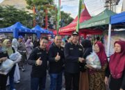 Bupati Tulungagung Bagikan Paket Hasil Bumi Gratis kepada Masyarakat di Car Free Day 