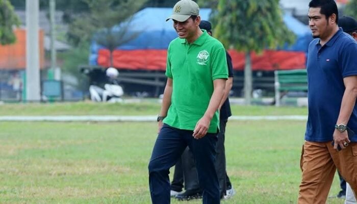 Peringatan Hari Lingkungan Hidup Sedunia Bupati Fadhil Jadi Pembina Apel