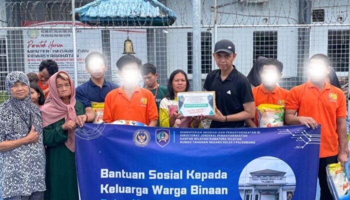 Jumat Barokah, Rutan Kelas I Palembang Salurkan Bantuan Sosial Untuk Keluarga Warga Binaan Kurang Mampu