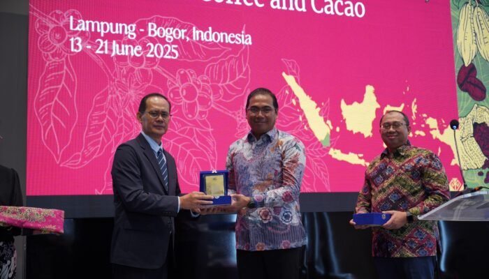 Kemenlu-IPB Berkolaborasi Tingkatkan Kesejahteraan Petani Kopi dan Kakao