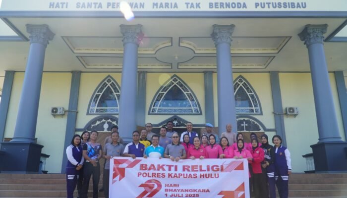 Polres Kapuas Hulu Gelar Bakti Religi Serentak Sambut Hari Bhayangkara ke-79