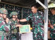 Danrem 182/JO Cek Pos Teluk Arguni Yonif 642/KPS, Teruslah Menebar Kebaikan
