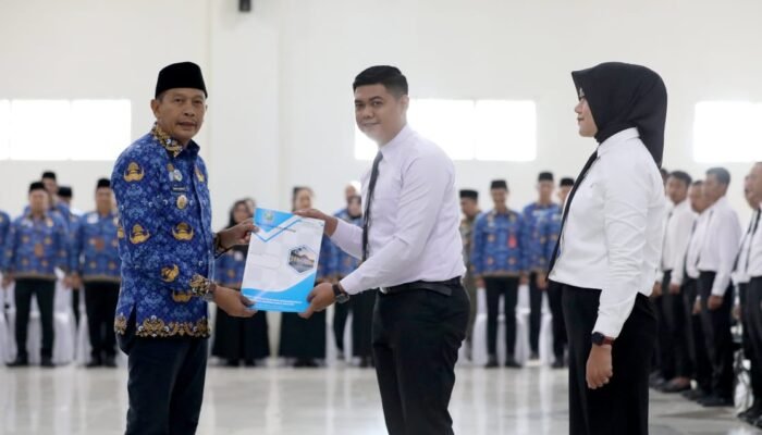 Begini Amanat Penting Walikota Malang Usai Serahkan SK PPPK Tahap I Tahun 2024