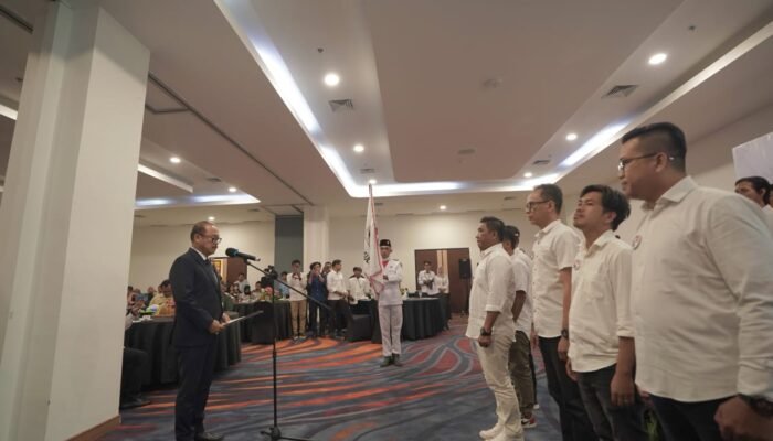 Gubernur SDK Ingatkan Jurnalis Untuk Sajikan Berita Berimbang, Obyektif dan Bertanggung Jawab