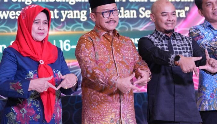 PEKSyar 2025 Bukti Kolaborasi Sukses BI Sulbar dan Pemprov Dongkrak Ekonomi Syariah