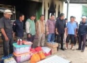 Wabup Muaro Jambi Tinjau Lokasi Kebakaran di Danau Lamo, Serahkan Bantuan kepada Korban