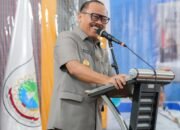 Gubernur Sulbar Bedah Buku “SDK Mendayung dari Hulu”