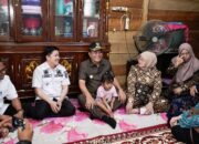 Bupati Muba Kunjungi Bocah Pengidap Jantung Bocor