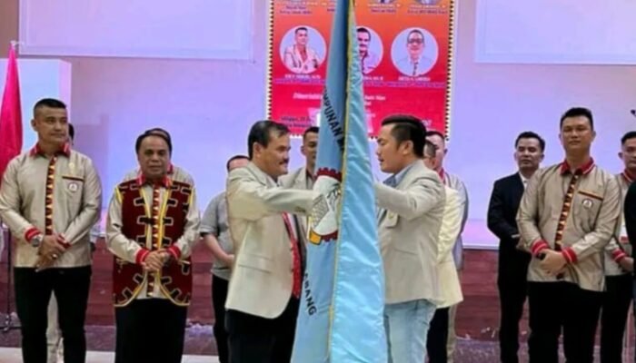 Sah, Dr Peringatan Zebua Dilantik sebagai Ketua DPC HIMNI Kota Batam
