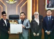 DPRD dan Pemkab Batang Hari Tandatangani Nota Kesepakatan