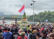 Ratusan Warga Hadiri Labuh Laut Nelayan di Pantai Popoh, Bupati Tulungagung Sampaikan Pesan Kebudayaan dan Pembangunan