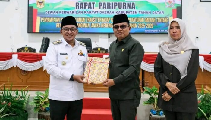 Pandangan Umum Fraksi Terhadap Nota RPJMD Tanah Datar