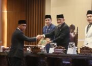 DPRD Sumsel Bahas Tiga Raperda Strategis, Sekda Edward Candra Dengarkan Pandangan Fraksi