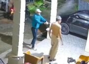 Diduga Dendam, Lansia di Palembang Terekam CCTV Disiram Air Keras