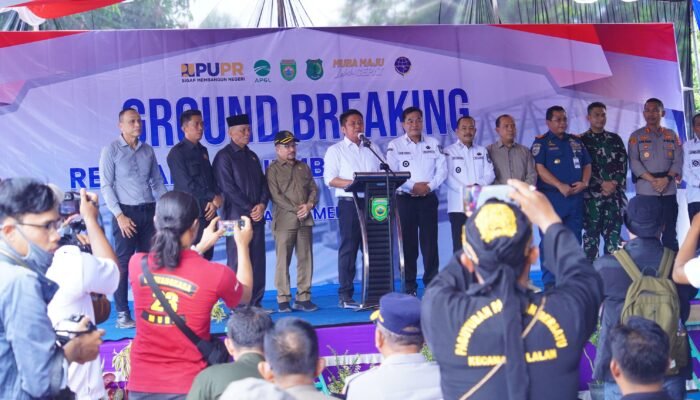 Gubernur H. Herman Deru dan Bupati Muba H M. Toha Resmikan Groundbreaking Revitalisasi Jembatan P6 Sungai Lalan