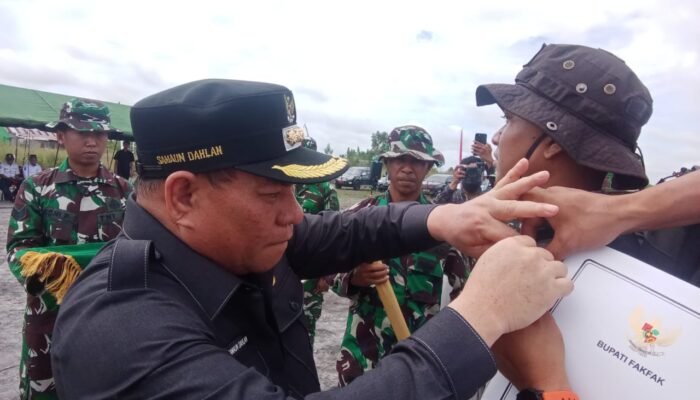 Bupati Fakfak Apresiasi Pelaksanaan TMMD di Distrik Tomage