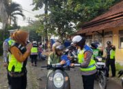 Polres Pekalongan Tindak Pelanggar di Tugu 0 Km Kajen dalam Operasi Patuh Candi 2025