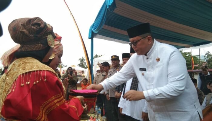Semarak Budaya Tuan Kadhi Padang Ganting Dibuka Wakil Bupati Tanah Datar