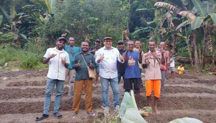 Niat Sejahterakan Kelompok Tani, Abdul Rahman Kunjungi Kampung Werba Utara