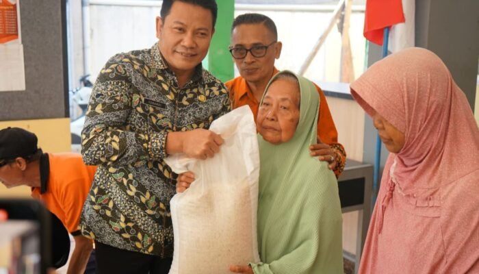 Bantuan Pangan Beras 80 Ton untuk Kabupaten Sidoarjo dari Presiden Prabowo Subianto