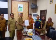 Kominfo Sulbar Serahkan Aplikasi SIPEMUDA ke Dispora: Langkah Maju Digitalisasi Pemerintahan