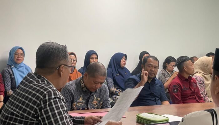 Sekretariat DPRD Sulbar Gelar Rapat Perkenalan Sekwan, Fokus pada Peningkatan Nilai SPBE